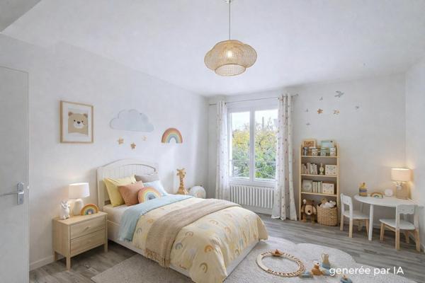 MAISON de 2017 à 15' de la gare RER/SNCF