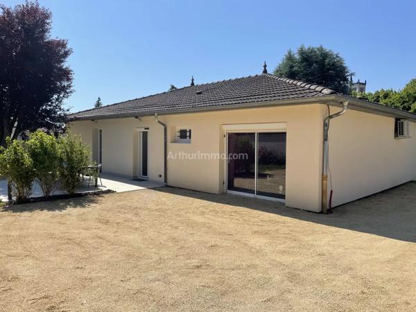 Vente                                                      Maison
                        
                     5 pièces                      126 m2                     à Morestel