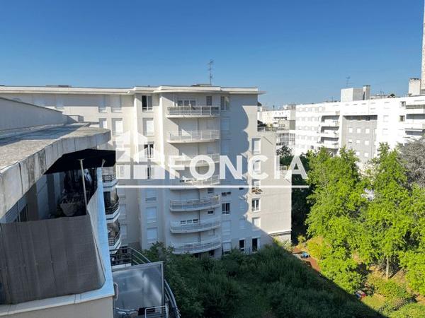 À vendre Studio 30 m² - Lyon 69008