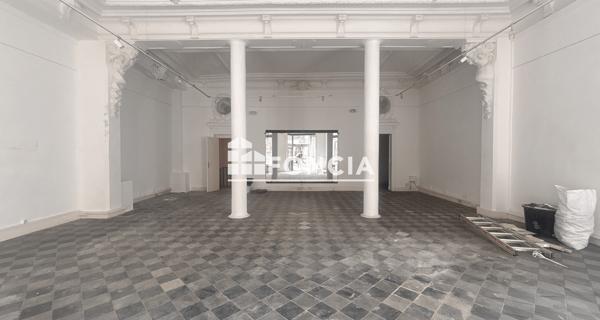 À vendre Local commercial 103.94 m² - Béziers 34500