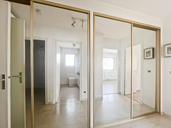 Appartement square Carnot 3 pièces 64.06 m² . BOX ET CAVE