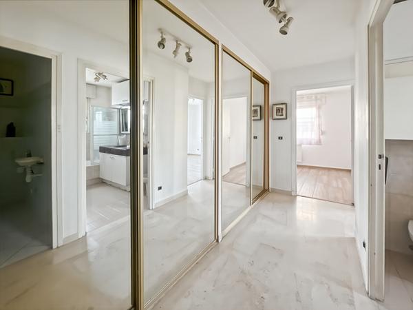 Appartement square Carnot 3 pièces 64.06 m² . BOX ET CAVE