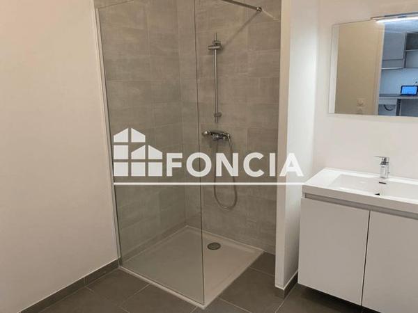Location Appartement 2 pièces 47.15 m² - 88-90 AVENUE DES TROIS LUCS Marseille 13012