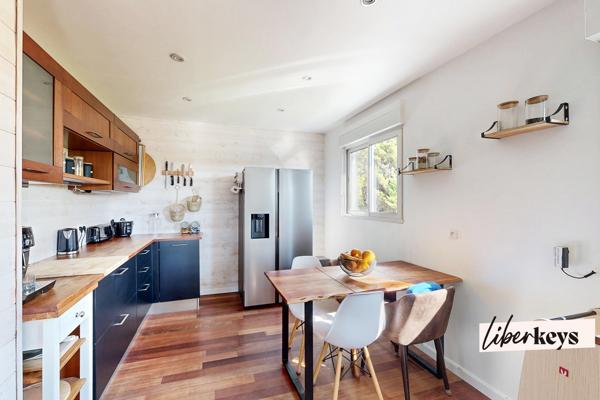 À vendre – Villa de plain-pied avec piscine, 4 chambres et bureau – 15 min de Nantes (Le Bignon)