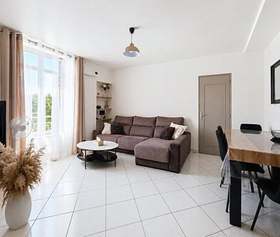 MOIRANS CENTRE-VILLE – T3 de 74m² -VENDU LOUÉ – BALCON ET CAVE