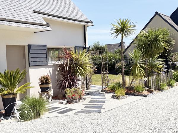 Maison contemporaine de 2020 au coeur du bourg de Sarzeau