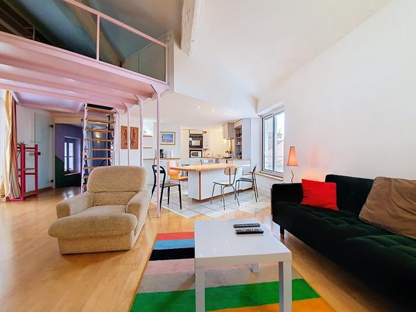 Duplex 4 chambres avec toit terrasse à 200m de la Cathédrale