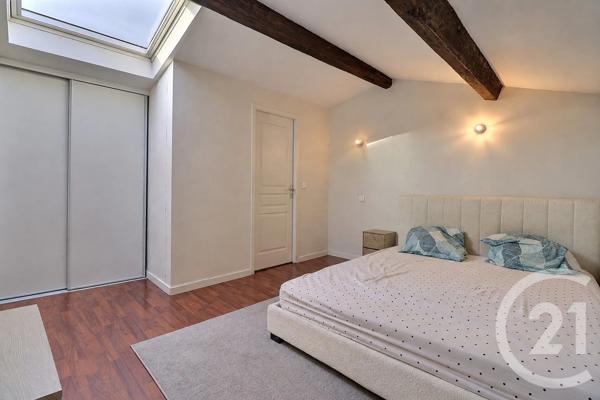 Immeuble à vendre  118,52 m 2   BORDEAUX  - 33