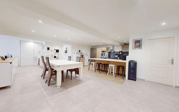 Appartement à vendre    4 pièces • 104,57 m2 Marly