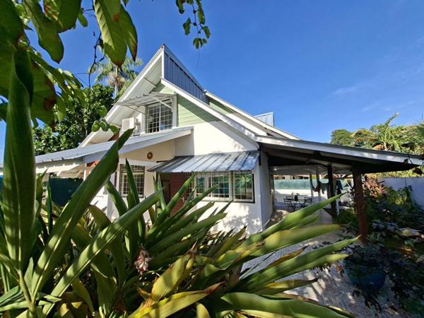 Remire Montjoly  VILLA 5 pièce(s) 90 m2 + piscine/jacouzzi