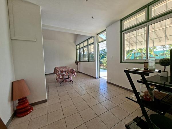 Remire Montjoly  VILLA 5 pièce(s) 90 m2 + piscine/jacouzzi