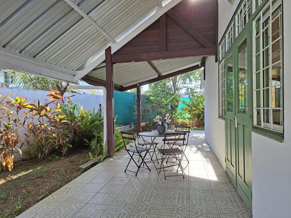 Remire Montjoly  VILLA 5 pièce(s) 90 m2 + piscine/jacouzzi