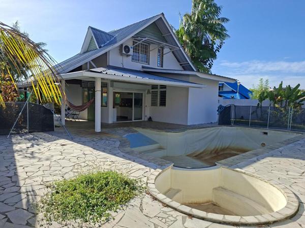 Remire Montjoly  VILLA 5 pièce(s) 90 m2 + piscine/jacouzzi
