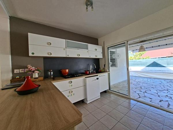 Remire Montjoly  VILLA 5 pièce(s) 90 m2 + piscine/jacouzzi