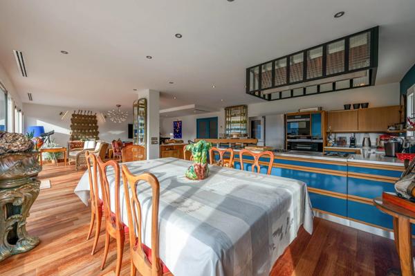 Appartement de Prestige à Veyrier-du-Lac – Vue Panoramique Unique sur le Lac d’Annecy