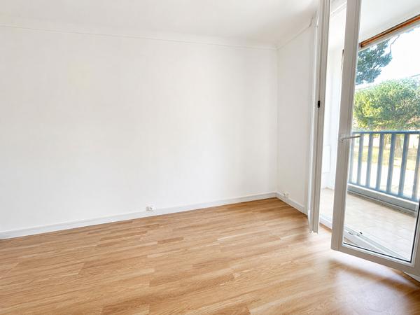Bois Lemaitre 13012 Appartement type 2/3  avec cave à louer