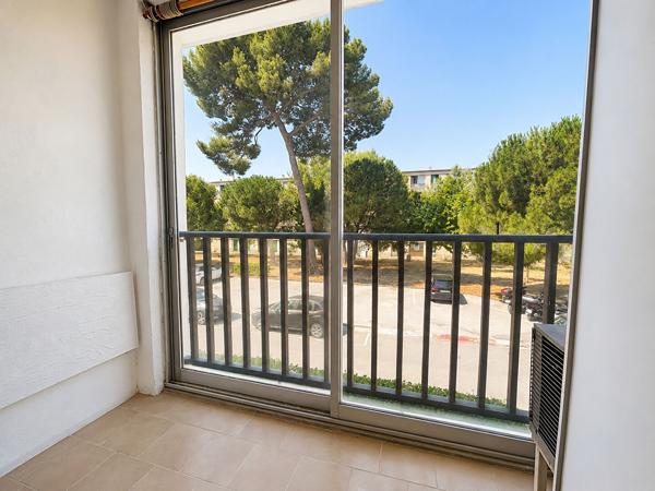 Bois Lemaitre 13012 Appartement type 2/3  avec cave à louer