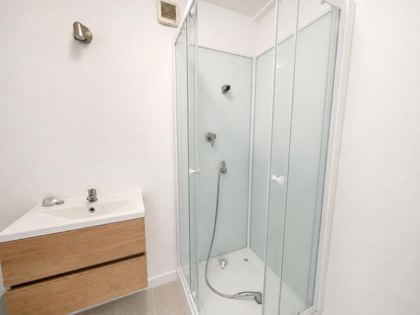Bois Lemaitre 13012 Appartement type 2/3  avec cave à louer