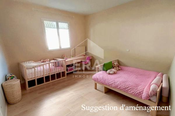 MAISON DE PLAIN-PIED - ENVIRONNEMENT calme et arboré - avec en BONUS une DEPENDANCE à aménager