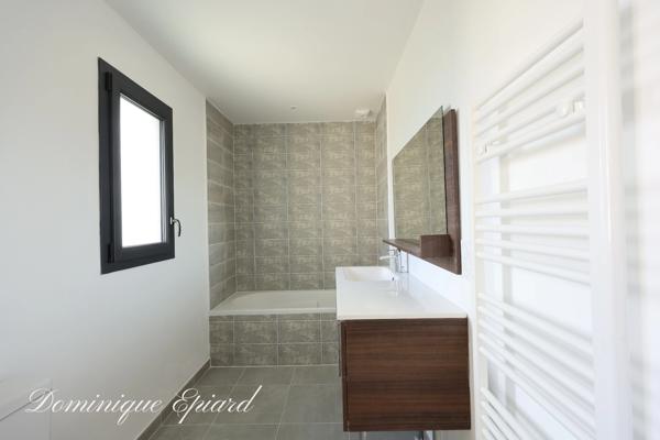 Maison 126 m² sous garantie à Nouaillé-Maupertuis – DPE A, prestations haut de gamme, proche Poitiers CHU