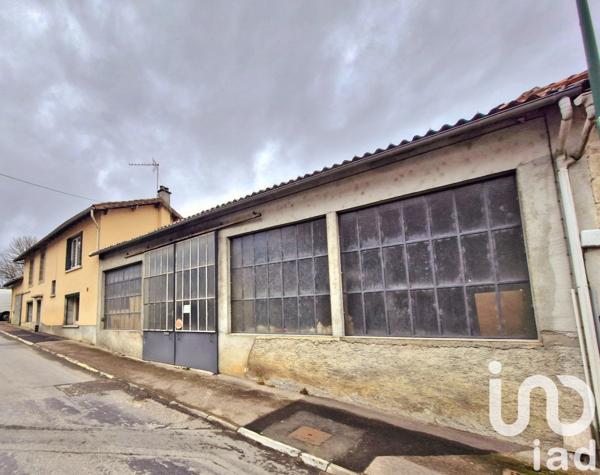 Maison de ville 3 pièces de 88 m² à Saint-Laurent-sur-Gorre (87310)