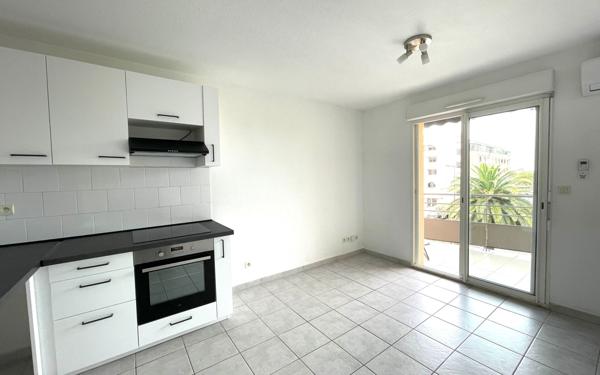 Appartement à louer    2 pièces • 30,78 m2 Sète