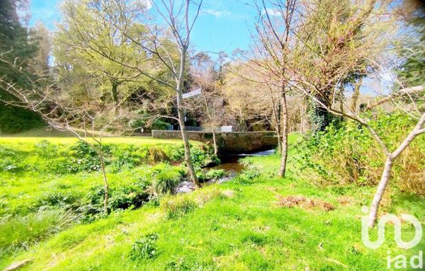 Maison 14 pièces de 483 m² à Plumelec (56420)