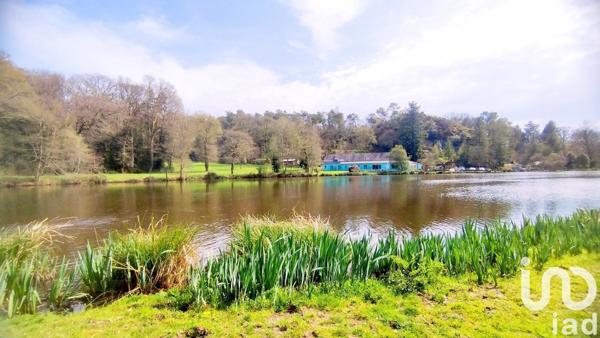 Maison 14 pièces de 483 m² à Plumelec (56420)