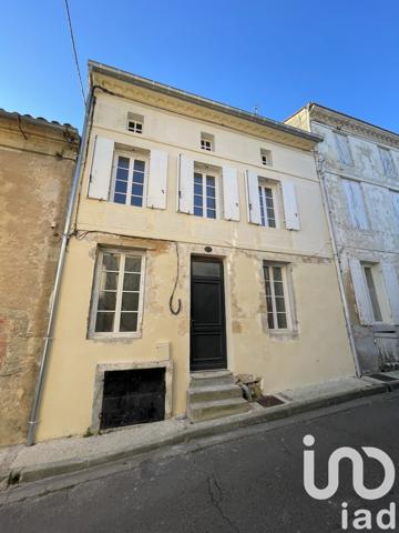 Maison de ville 5 pièces de 124 m² à Blaye (33390)