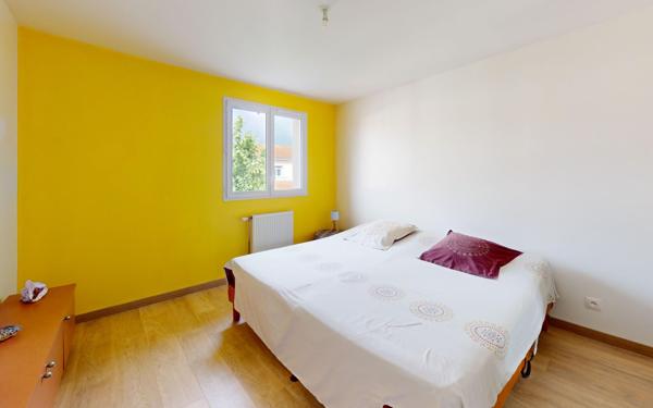 Maison à vendre    4 pièces •  Civrieux