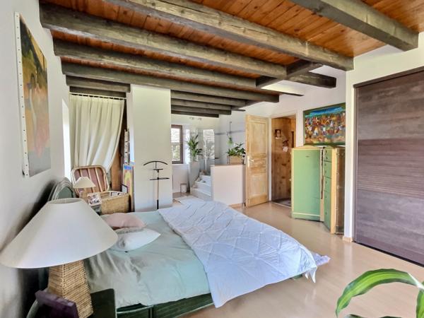 Divonne-les-Bains (01220) Corps de ferme - Prestige, jardin et piscine