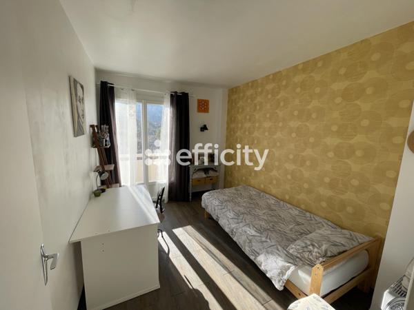 Appartement 7 pièces - 157 m² Exclusivité efficity