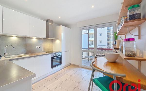 Appartement à vendre    3 pièces • 77 m2 Saint-Julien-en-Genevois