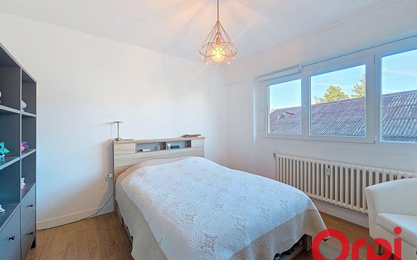 Appartement à vendre    3 pièces • 77 m2 Saint-Julien-en-Genevois