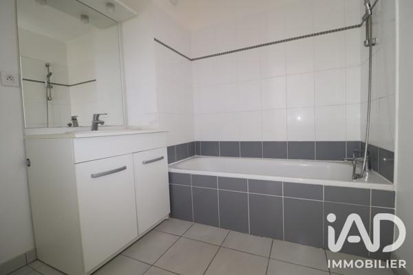 Appartement à vendre 2 pièces 42,6 m² Saint-Priest-en-Jarez