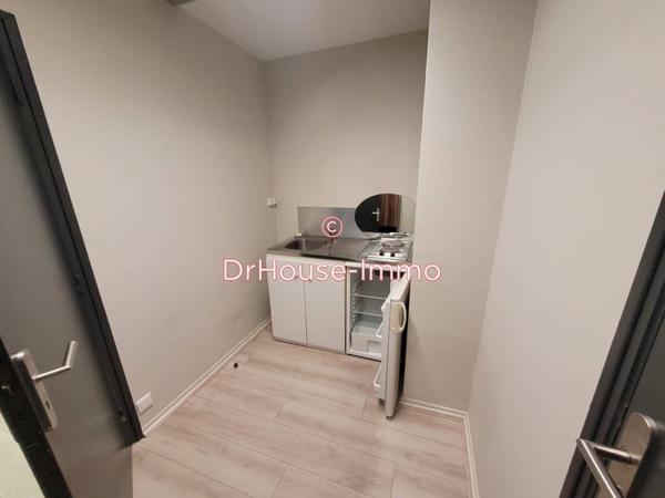 Commerce à louer 4 pièces de 85 m²