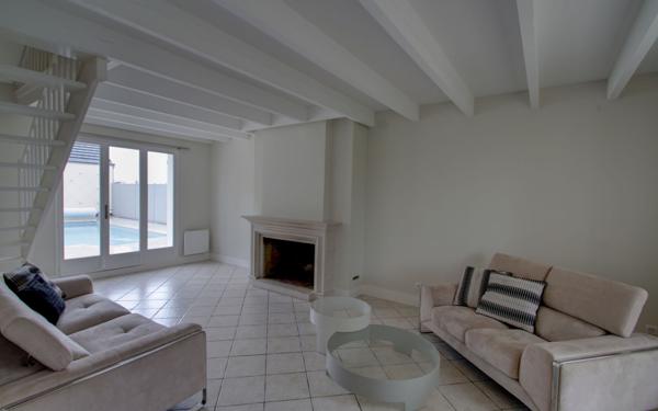 Maison à vendre    5 pièces • 136 m2 La Chapelle-Saint-Mesmin