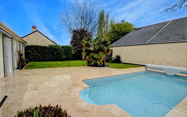 Maison à vendre    5 pièces • 136 m2 La Chapelle-Saint-Mesmin