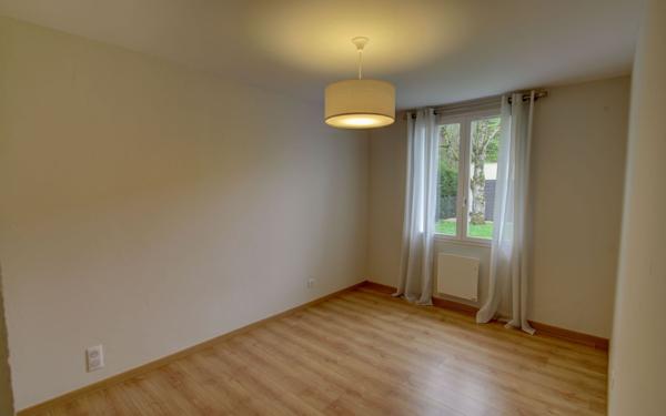 Maison à vendre    5 pièces • 136 m2 La Chapelle-Saint-Mesmin