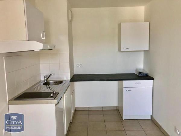 Appartement à louer 2 pièces 43.77m²