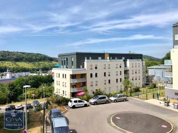 Appartement à louer 2 pièces 43.77m²