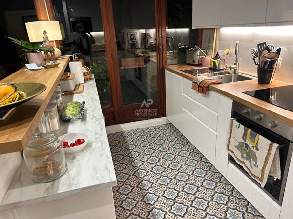 Appartement Maisons Laffitte 4 pièce(s) 82 m2 - Ascenseur - 2 chambres €480 000 ** - Référence 11944