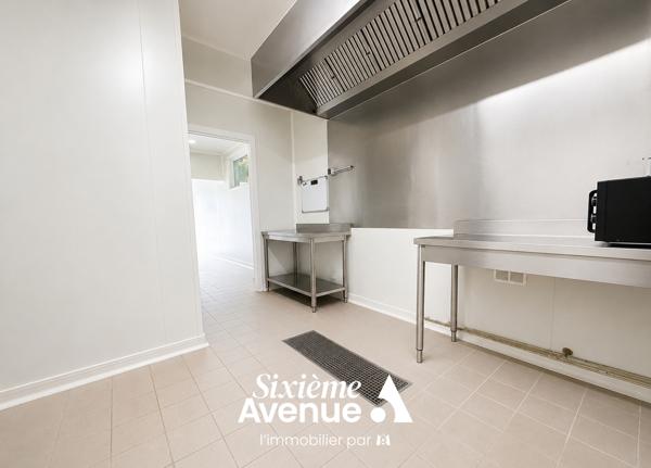 Local commercial 148 m2