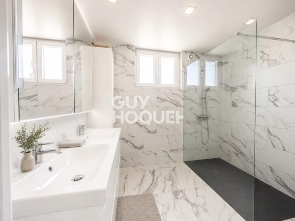MAISON À VENDRE DE 8 PIÈCES DE 194,00 M²