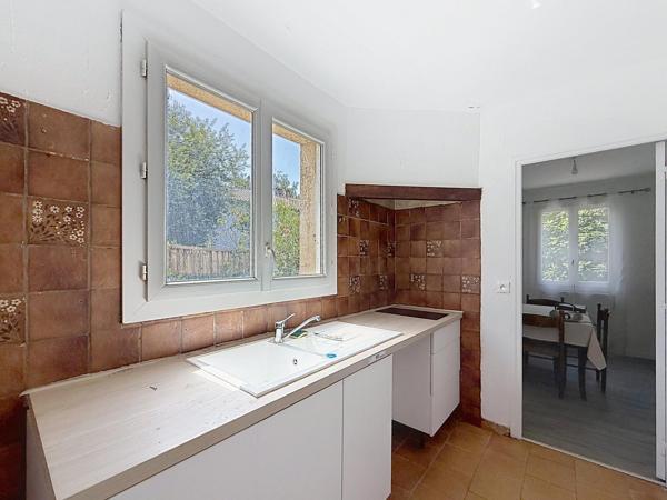 AGREABLE MAISON PROCHE TOUTES COMMODITES