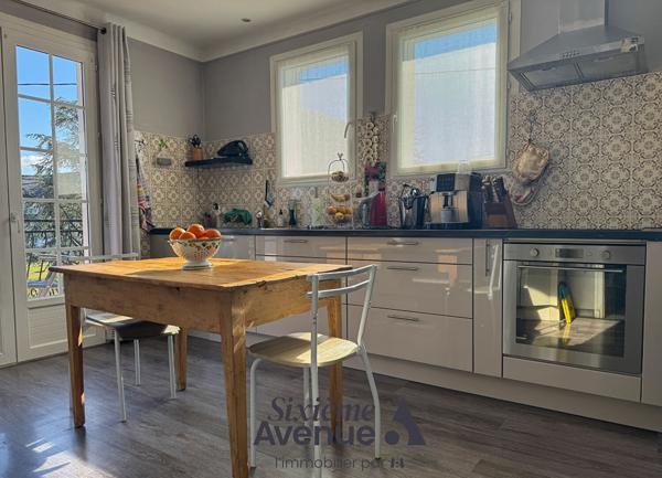 Maison 8 pièces 180 m2