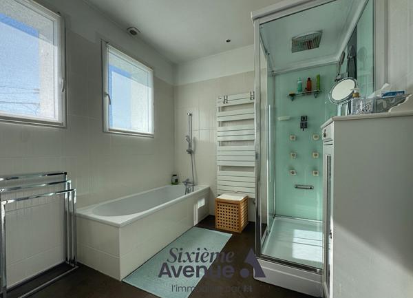 Maison 8 pièces 180 m2