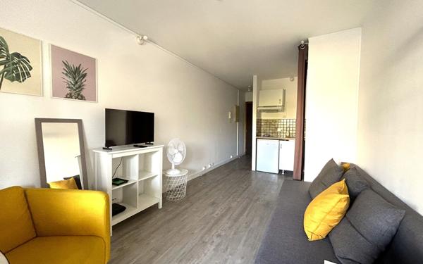 Appartement à vendre    1 pièce • 19,89 m2 Marseille 8