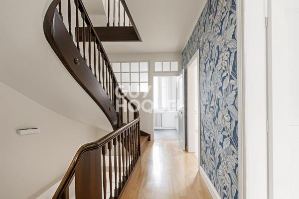 Charmante maison de ville type Haussmannien