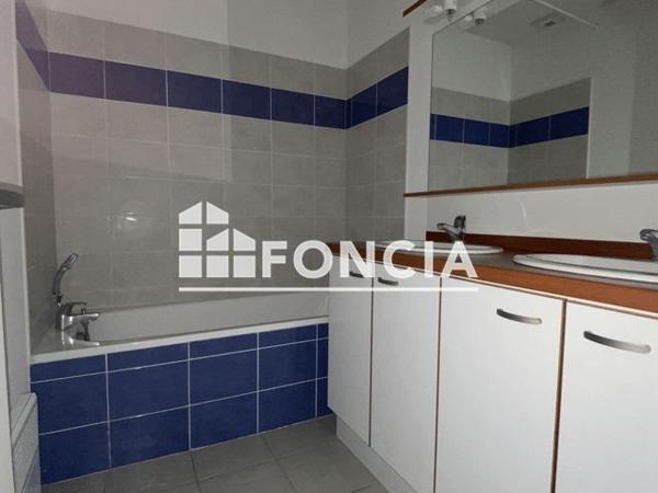 Location Maison 3 pièces 70.2 m² - 4BAT B 5 RUE HONORE DE BALZAC 24 26 RULES VERNE Saintes 17100